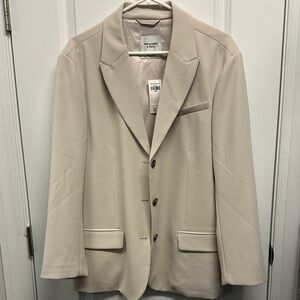 Abercrombie & Finch oversized Cream Blazer with Button Details size Large. NWT